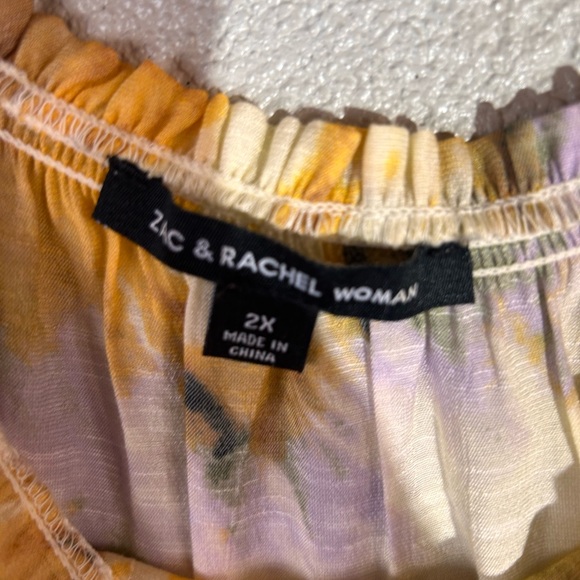Nwot Zac and Rachel watercolor off the shoulder top size 2x - Picture 7 of 9
